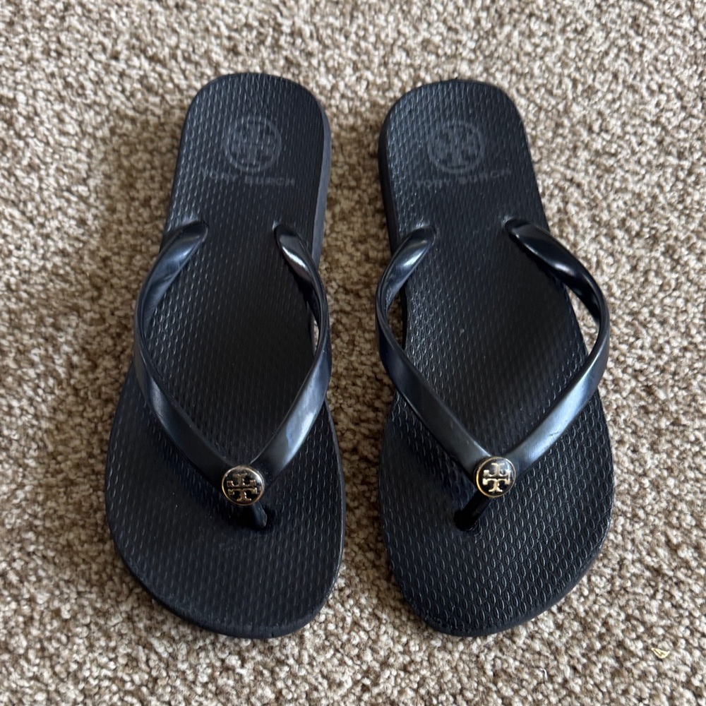 Tory Burch Black Patent Logo Thong Flip Flops